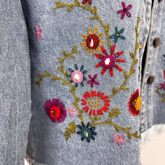 Carole Little Women's Size M Boho Vintage Denim Embroidered Floral Design Jacket - Picture 6 of 8